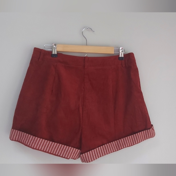 Cider 100% Cotton Mid Rise Striped Roll Hem Shorts - Picture 2 of 7